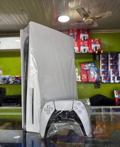 Console PS5 Pro SONY - Edition Standard