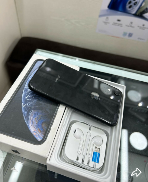 Smartphone neuf avec accessoires