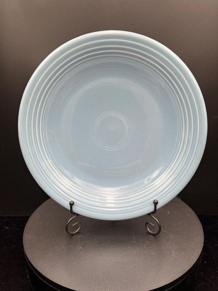 Assiette porcelaine à rayures