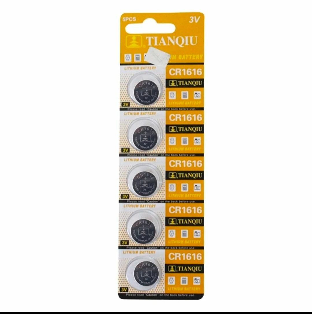 Piles bouton 2500f par une piè