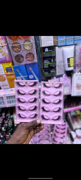 Faux cils volume oeil de biche