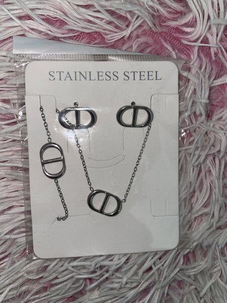 Bijoux en acier inoxydable