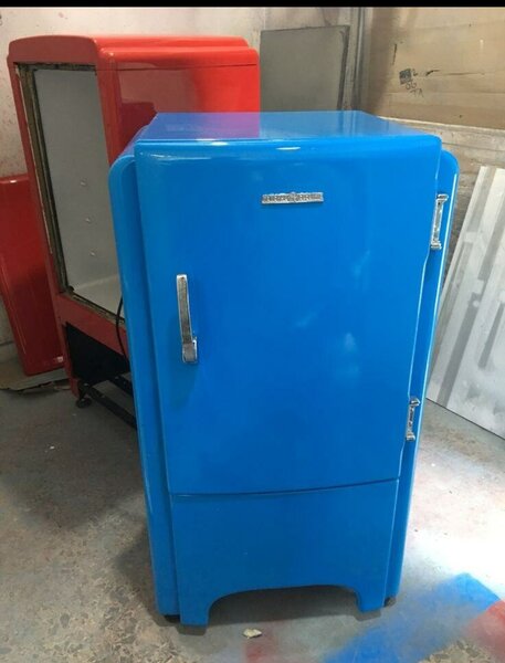 Réfrigérateur vintage bleu