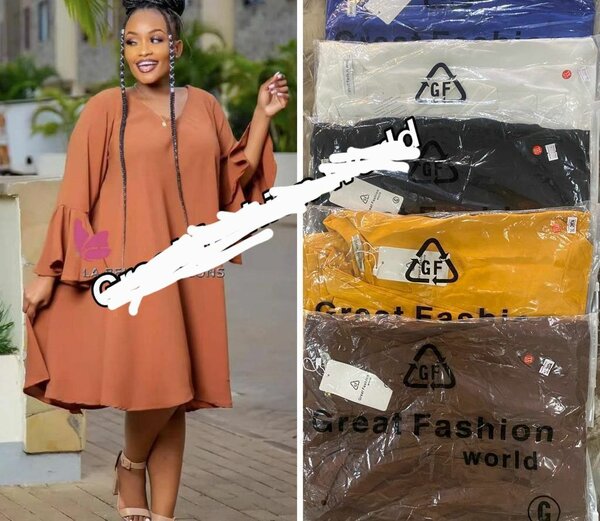 Robe évasée à manches cloche