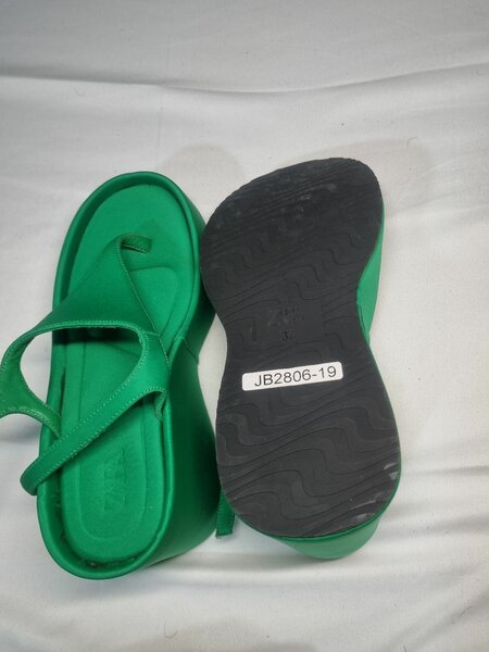 Sandales plateforme verte chic