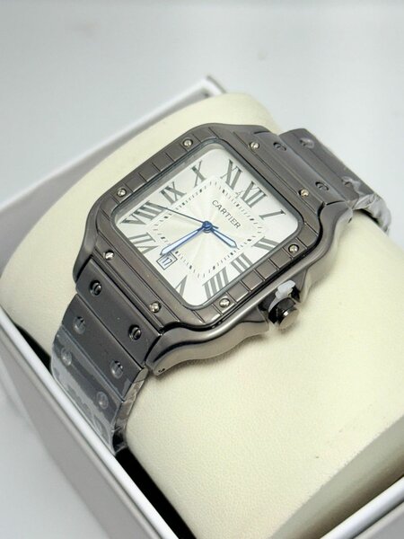 Montre Cartier en acier