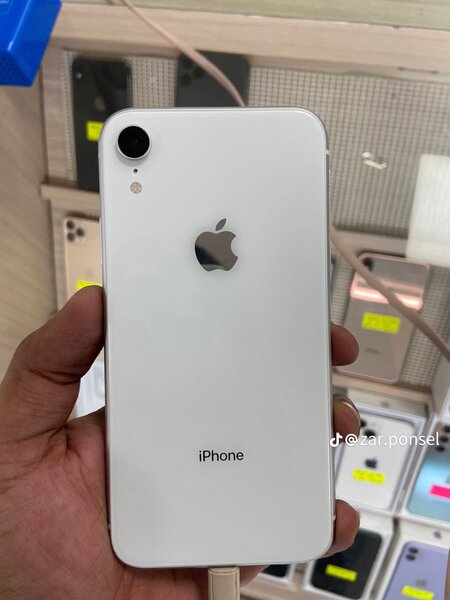 iPhone XR Blanc casi neuf