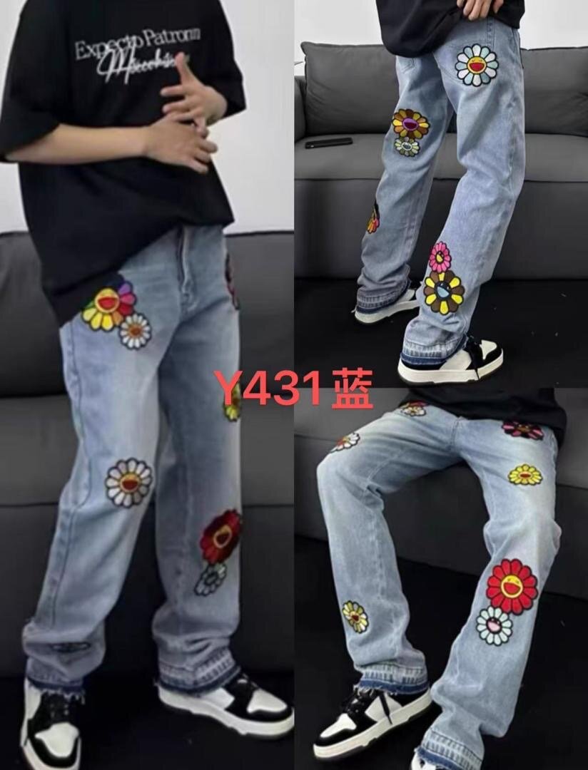 Jean baggy à motifs floraux