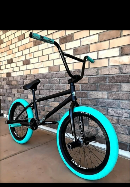 Vélo BMX Freestyle Noir