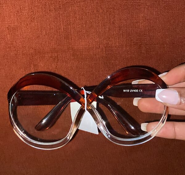 Lunettes de soleil rétro tendance