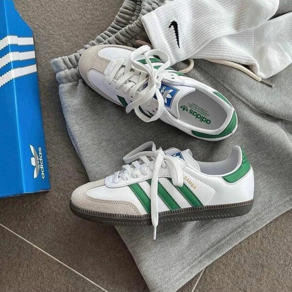 Adidas Samba Sneakers