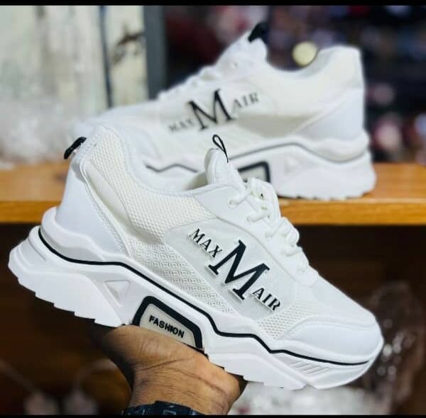 Baskets blanches tendance