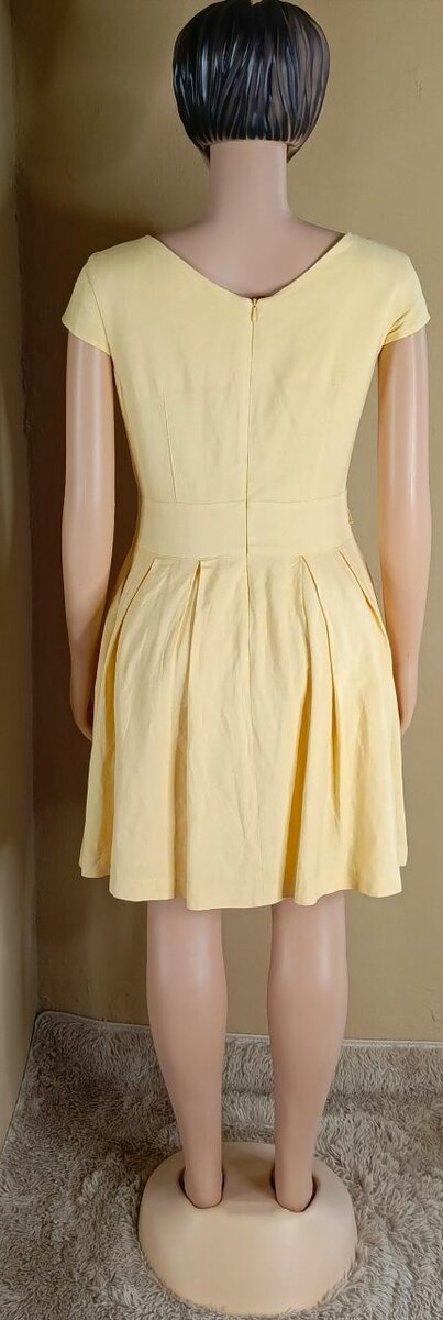 Robe jaune élégante été