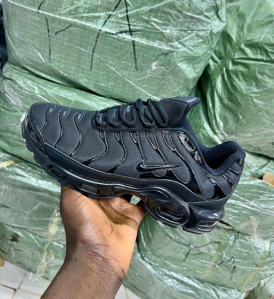 Chaussures Nike Air Max noires