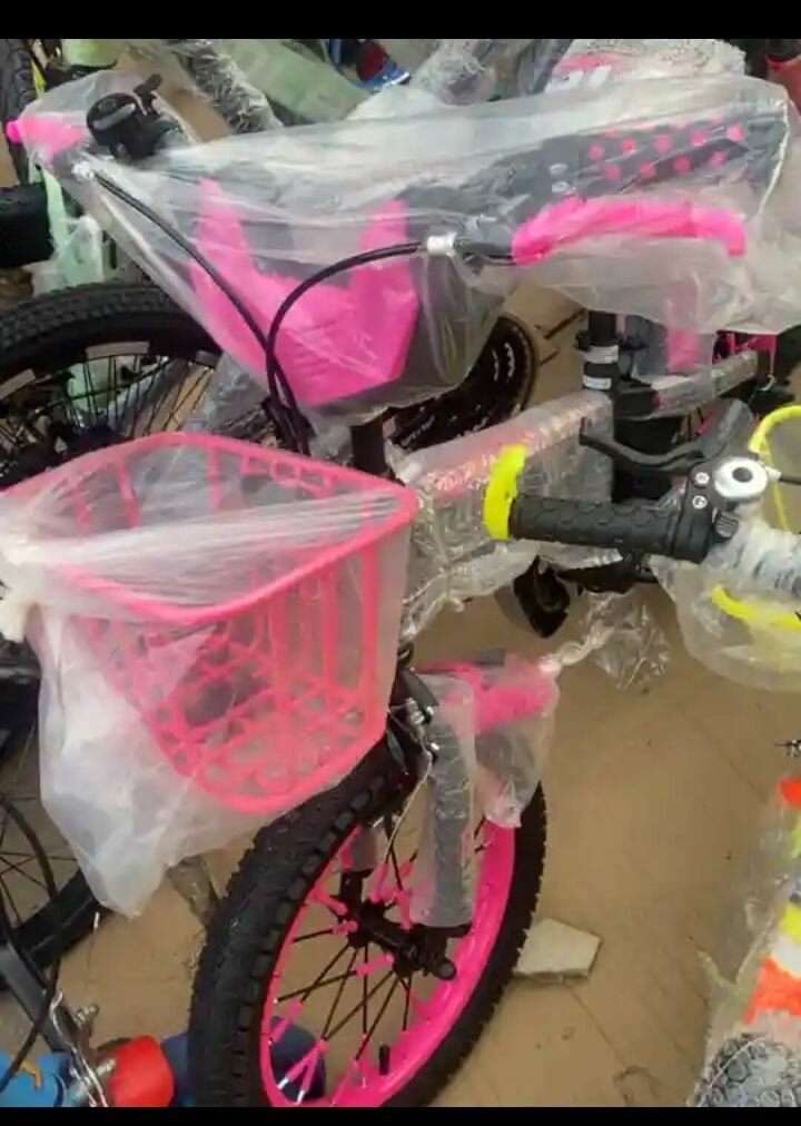 Vélo enfant coloré