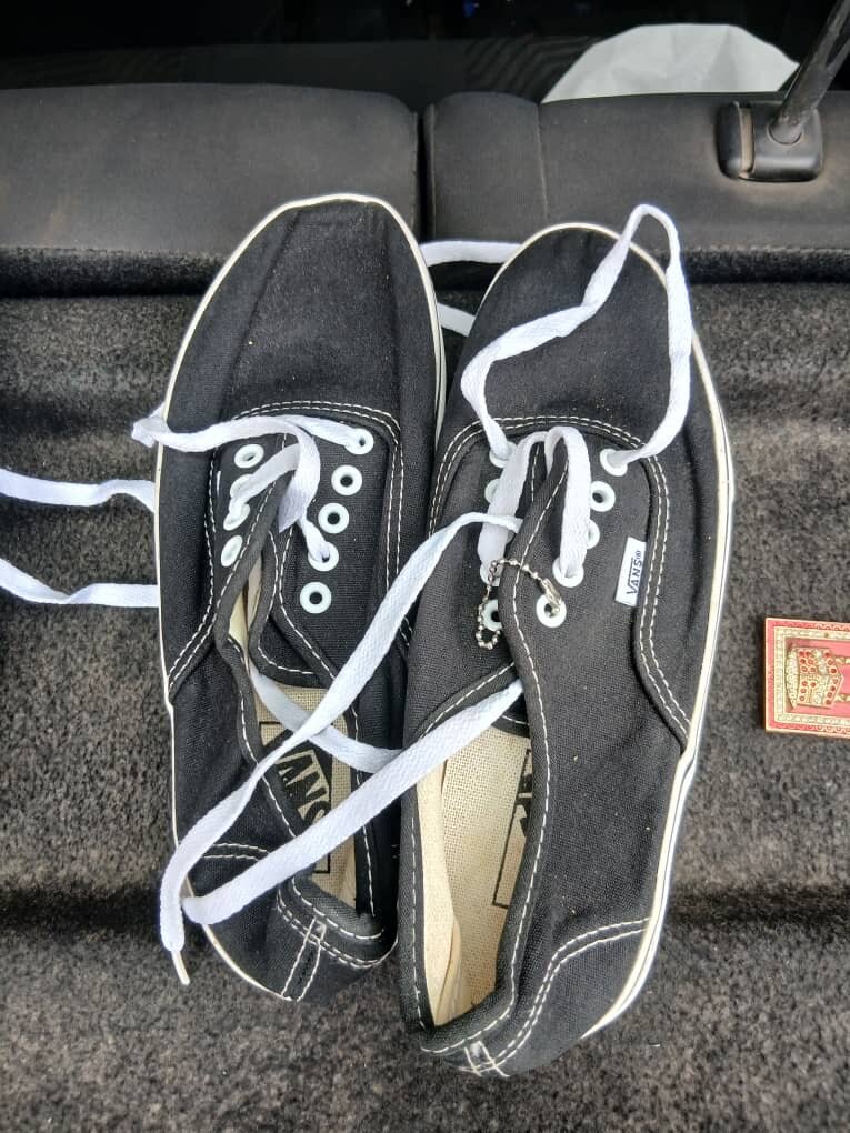 Baskets noires unisexes Vans