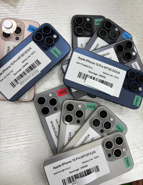 iPhone 15 Pro 256Go