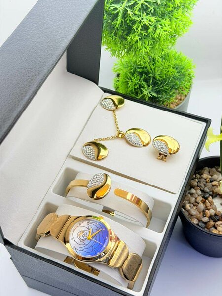 Ensemble montre et bijoux pour femme