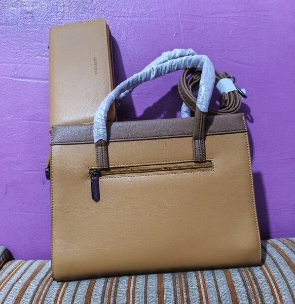 Sac à main en cuir marron pour femme