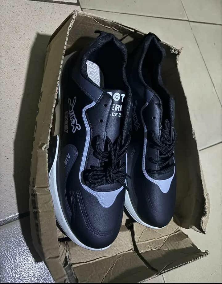 Chaussures Nike Air Sku Sxty