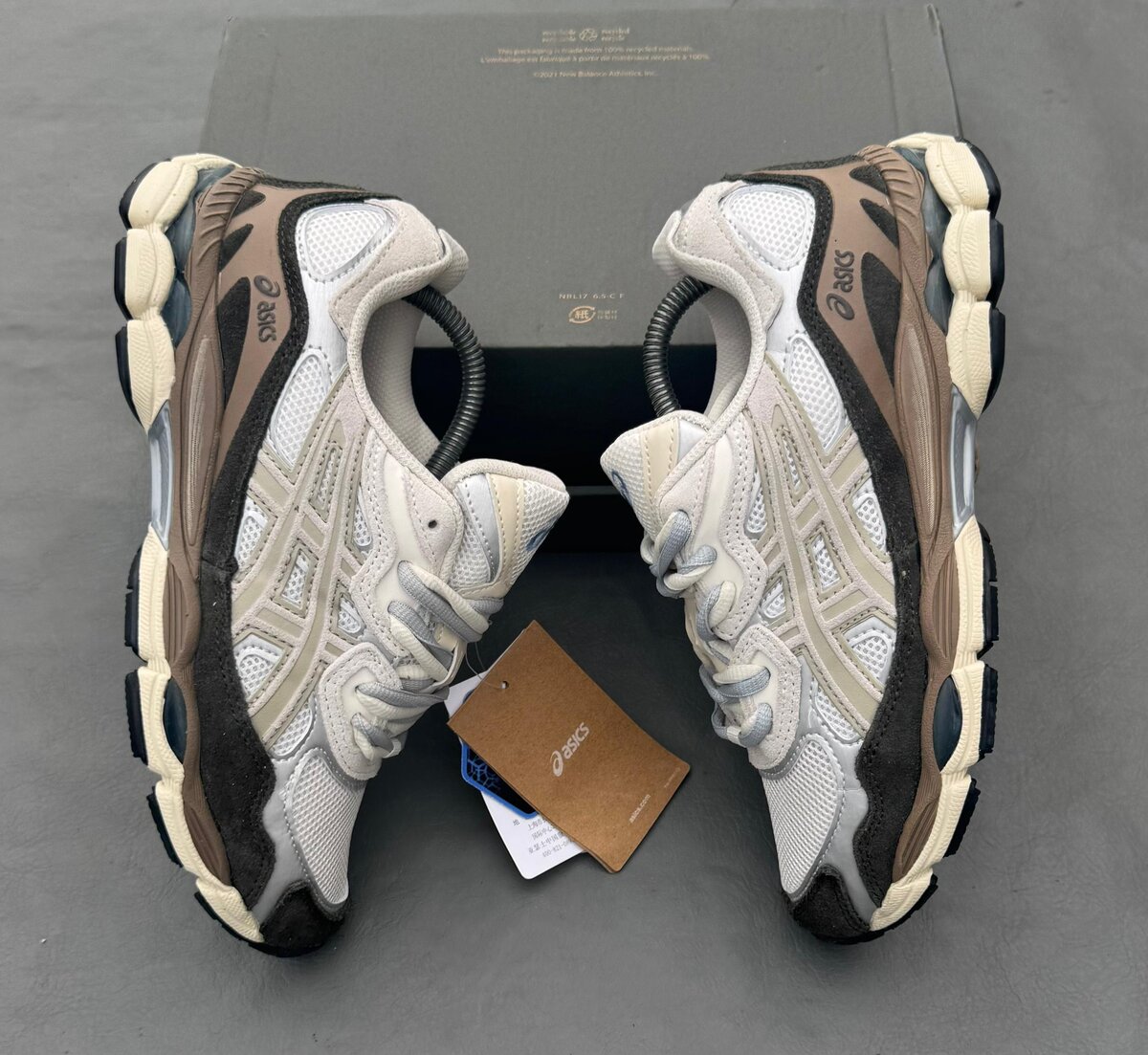 Chaussures de Sport ASICS Unisexe