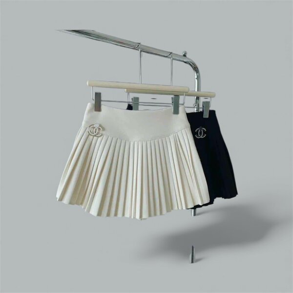 Jupes plissées élégantes