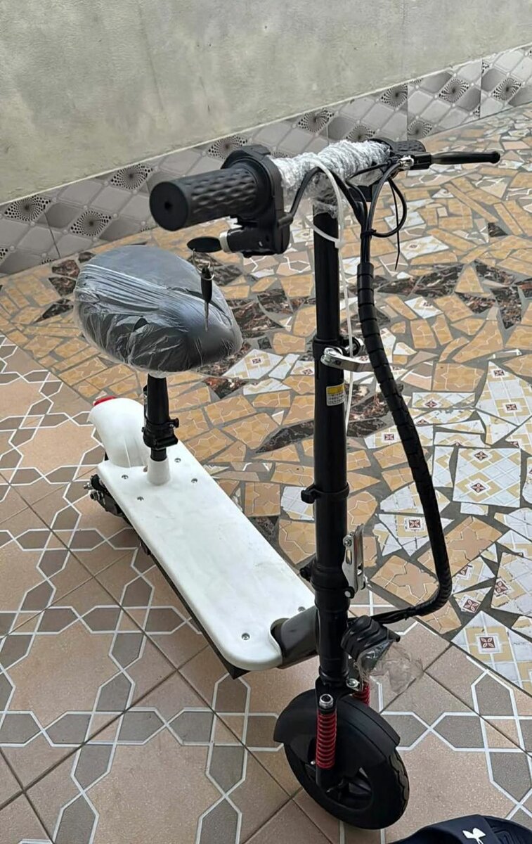Trottinette électrique pliable