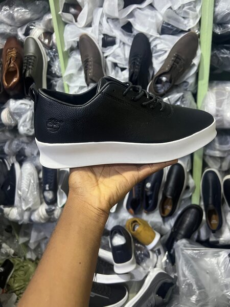 Chaussures Sneakers Noires