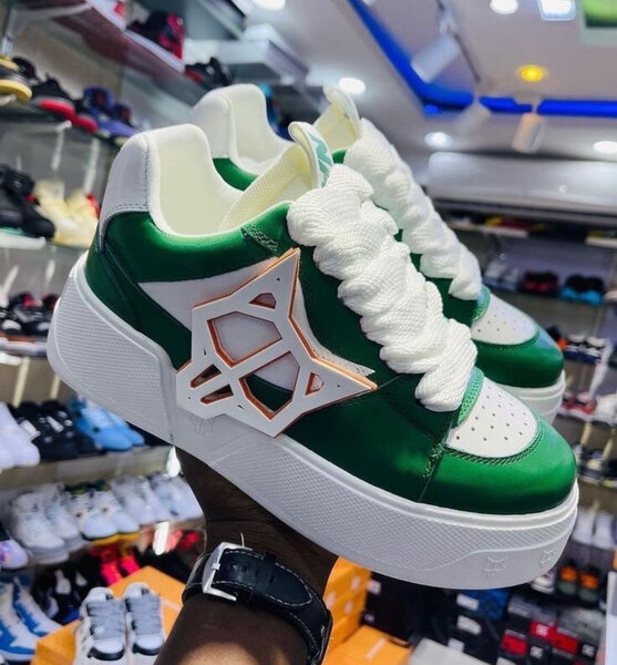 Baskets tendance colorées