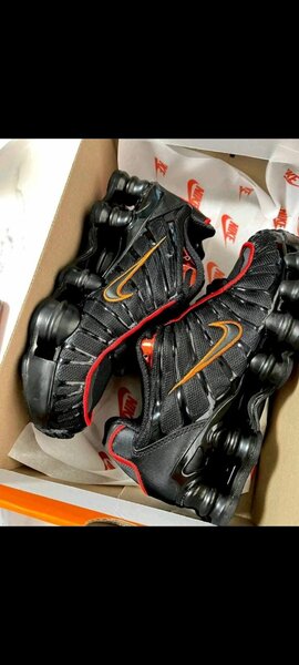 Chaussures de sport noires