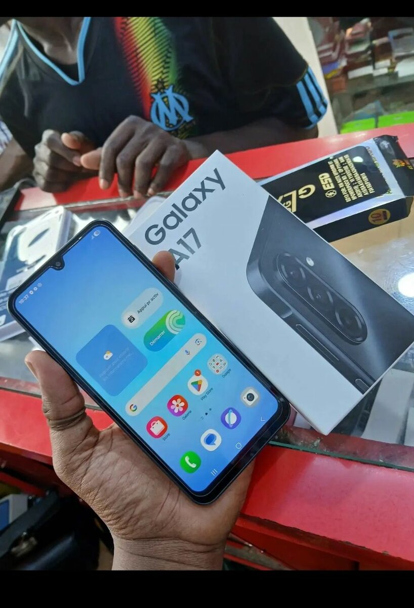 Samsung Galaxy A17