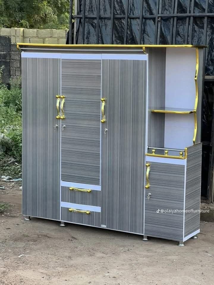 Armoire dressing moderne grand rangement