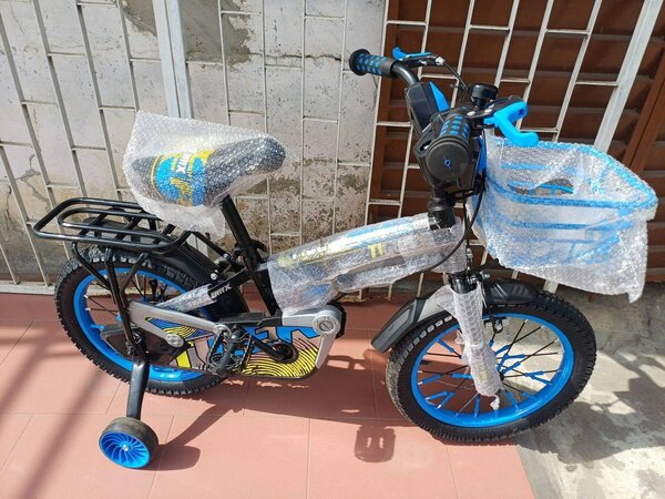 Vélo Enfant avec Roulettes