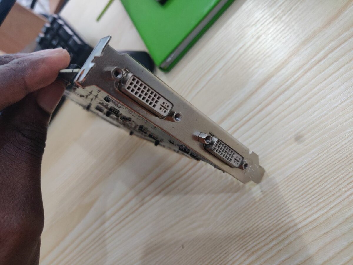 Graphics AMD Radeon HD7350 1Go