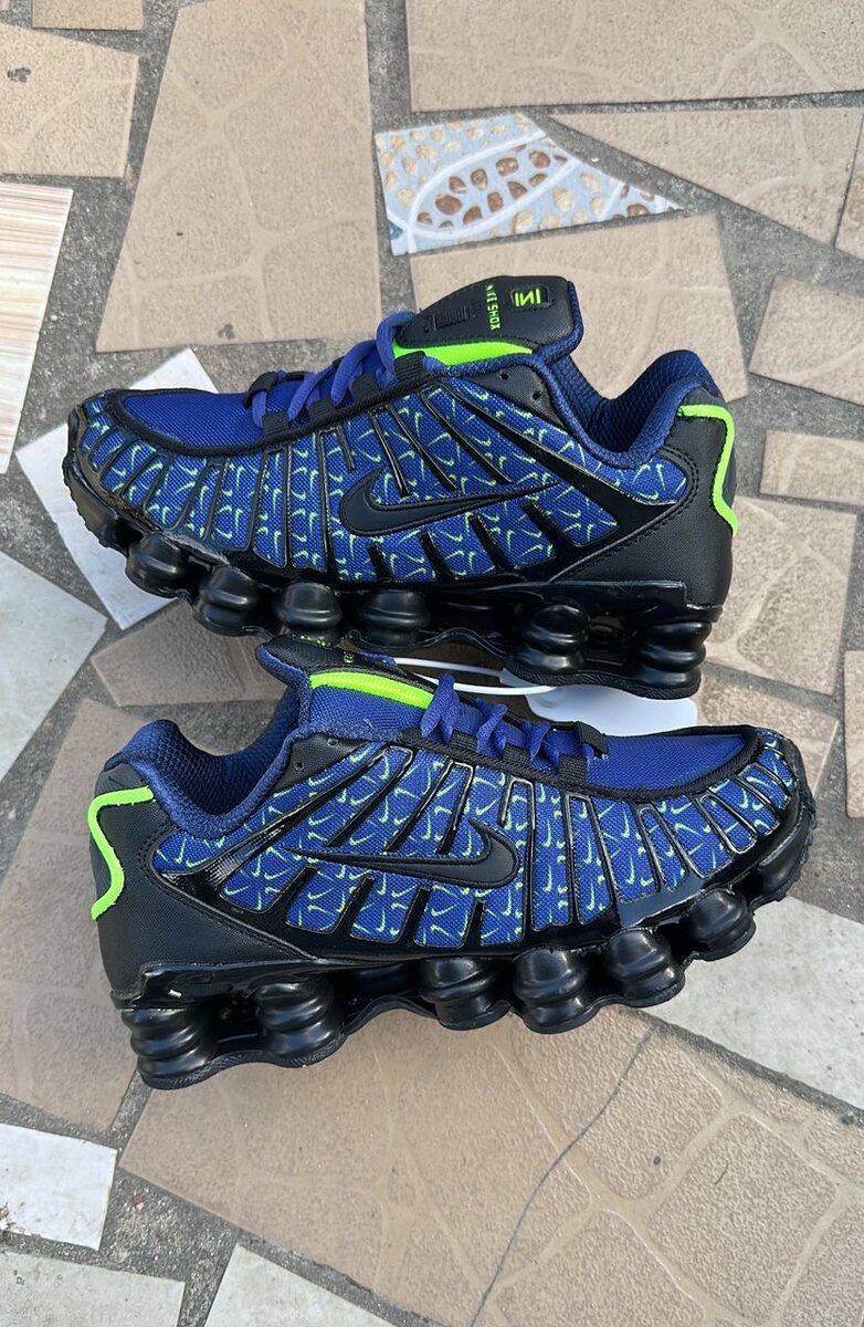 Baskets Nike Shox Mode Homme