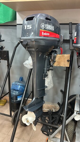 Yamaha Enduro 15HP Outboard Motor