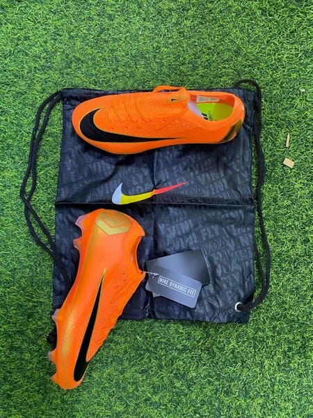 Chaussures de Football Nike
