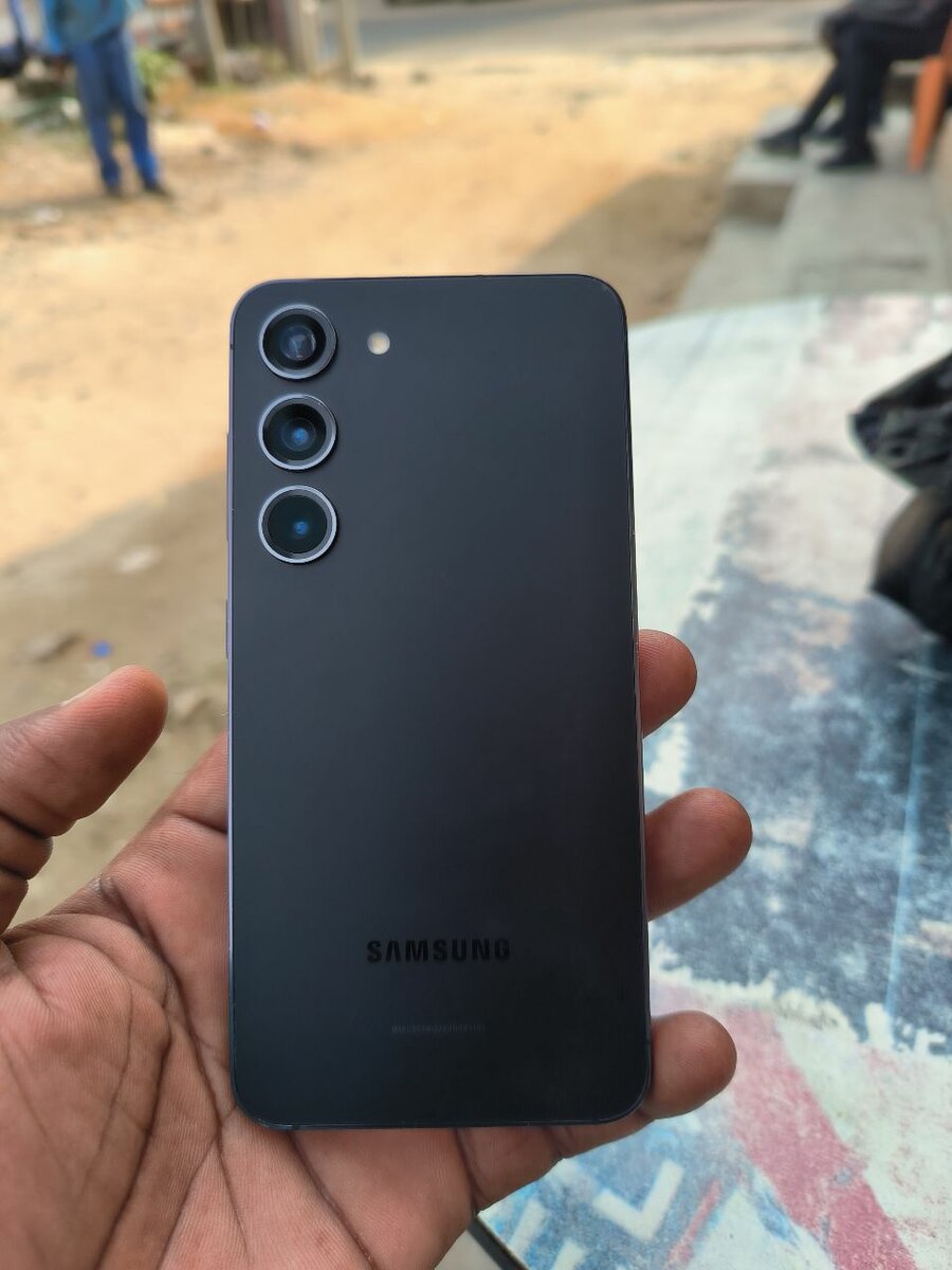 Samsung Galaxy S23 128Go Noir