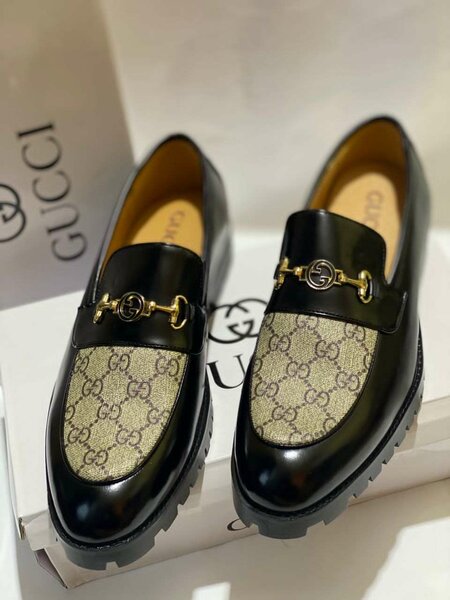 Mocassins en cuir Gucci