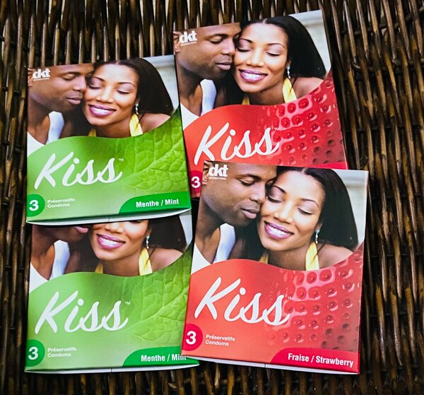 12 préservatifs (4 paquets)