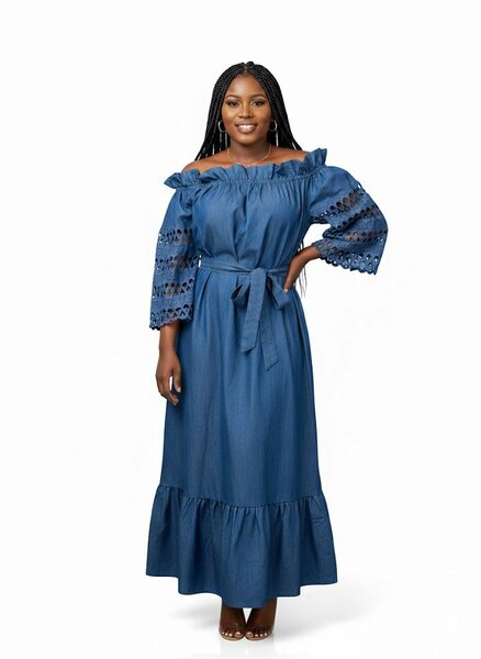 Robe longue en dentelle bleue