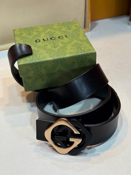Ceinture Gucci en cuir noir