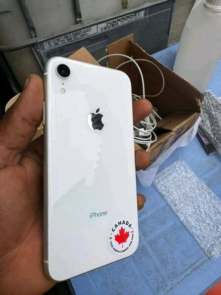 iPhone XR blanc