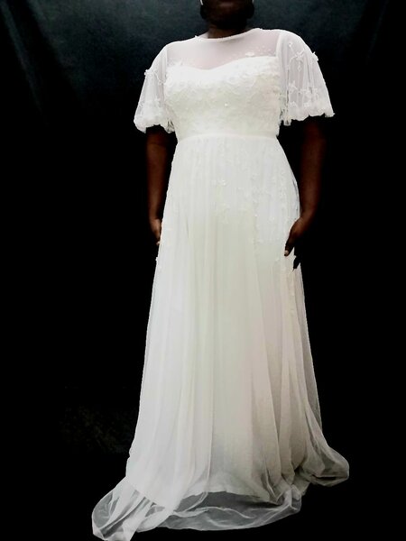 Robe de mariée dentelle élégante