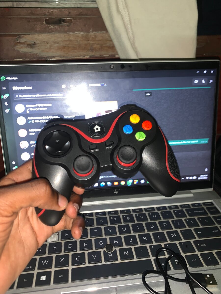 Manette de jeu V8 sans fil pour Android, iOS, PC
