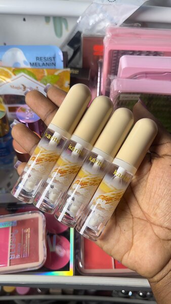Lip oil  Karite
