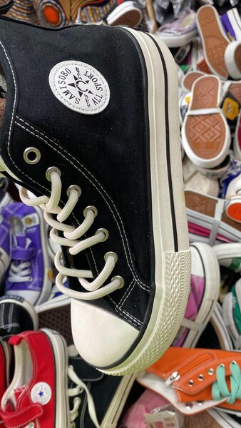 Baskets noires classiques unisexes