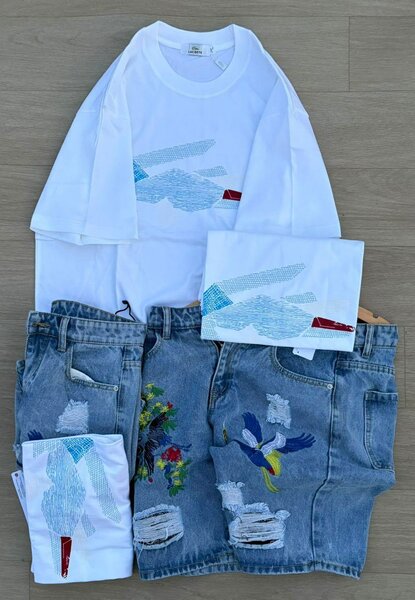 Ensemble T-shirt et Jean Stylé