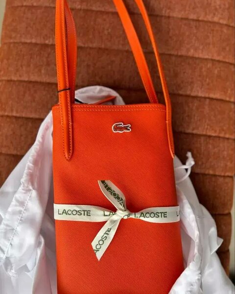 Sac Lacoste