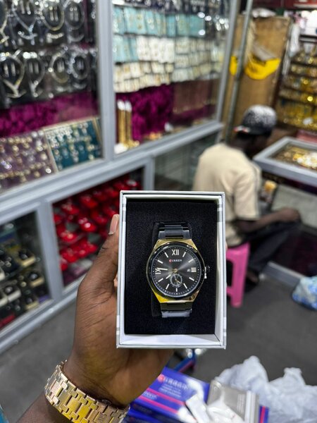 Montre Casio Quartz Classique